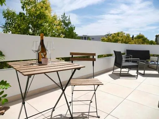Appartement Terrasse Panoramique Hopitaux Et Facultes